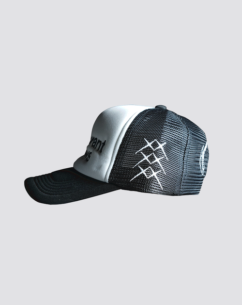 CONTRAST TRUCKER